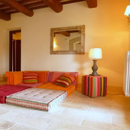 Rosceto Le Cinque Torri Sleeps 10 Pool Wifi Todi